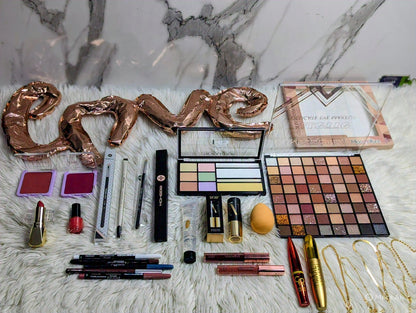 "Pre Eid Deal: 25-in-1 Makeup Kit at Lushbyisra.pk