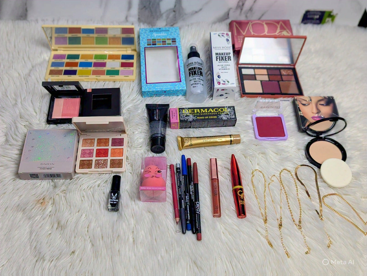 *Friday Deal: 23‑in‑1 Makeup Extravaganza! 🌹*