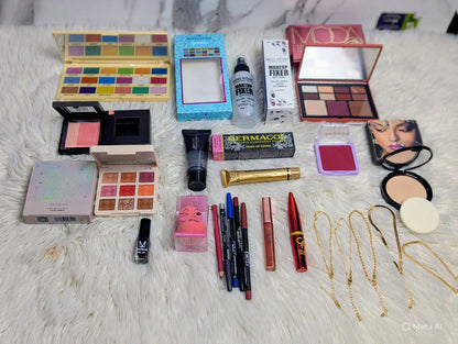 *Friday Deal: 23‑in‑1 Makeup Extravaganza! 🌹*